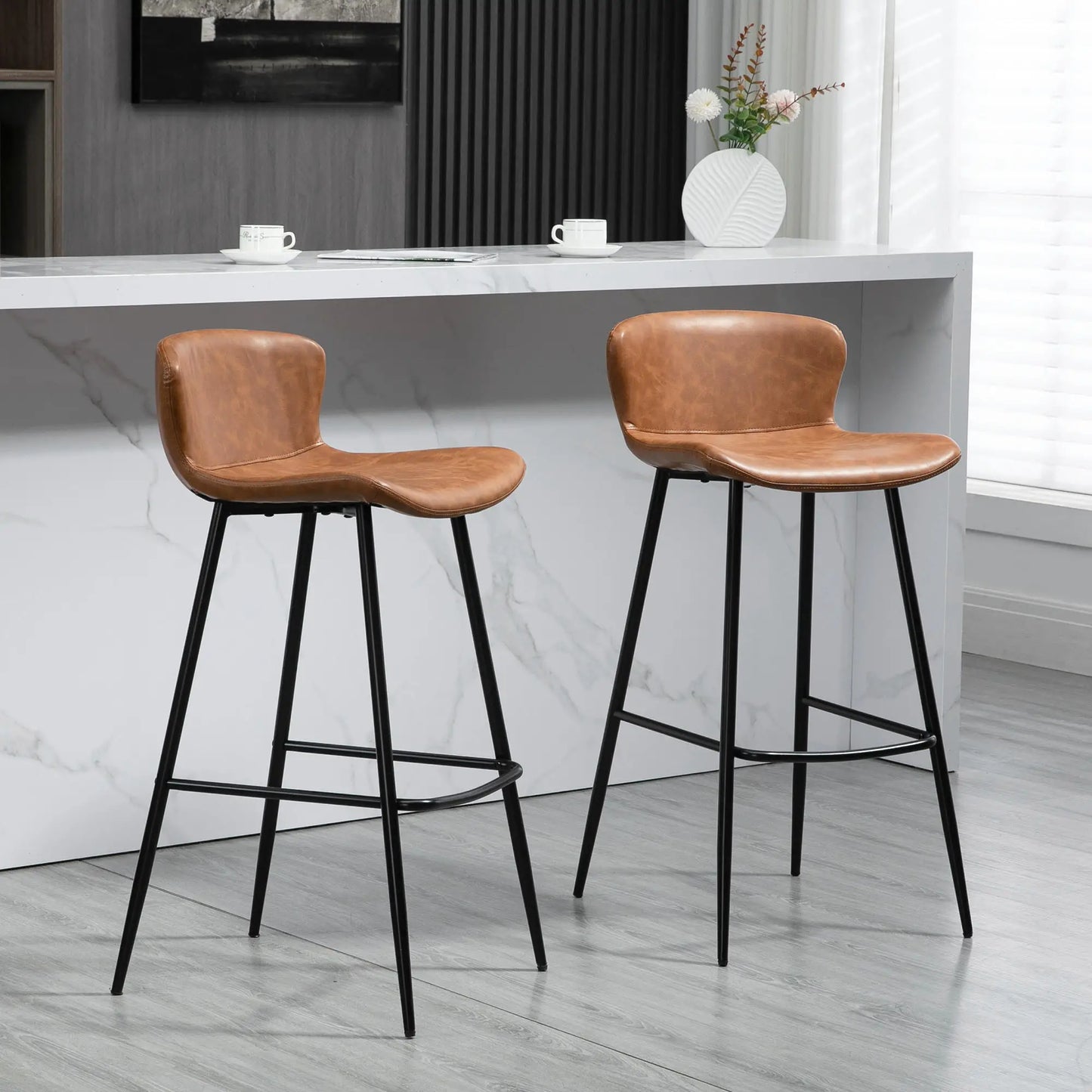 HOMCOM Bar Stools Set of 2, PU Leather Upholstered Bar Chairs, Brown